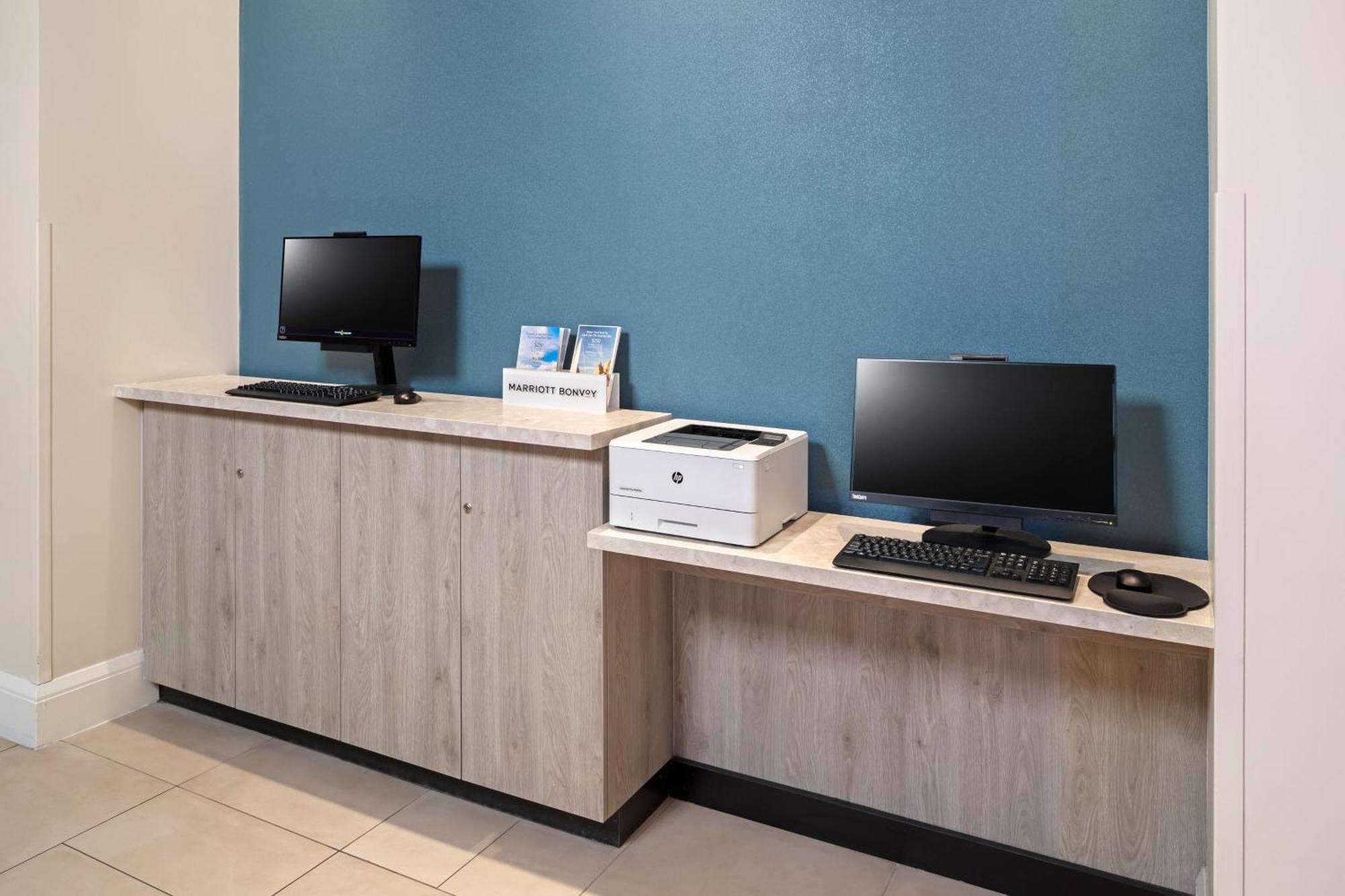 Courtyard By Marriott Marina Del Rey Hotel Los Angeles